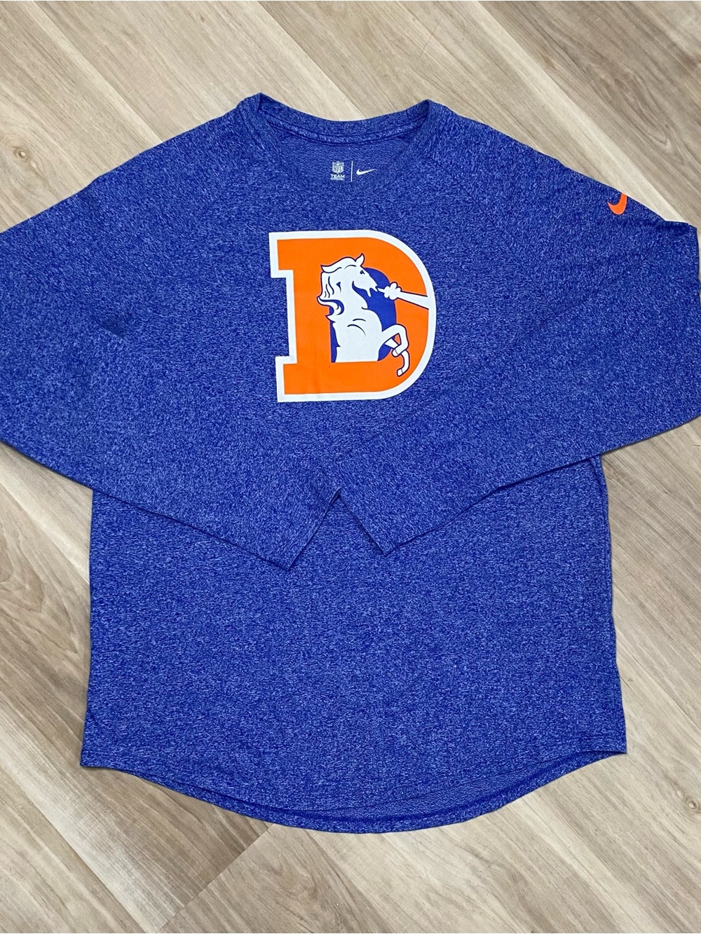 Nike NFL Denver Broncos T-shirt Long Sleeve Men's Large Logo Print Style